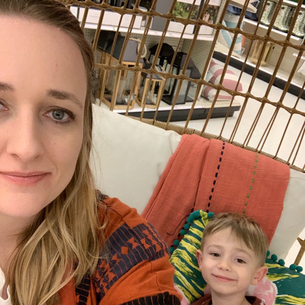 Meet your Posher, Kara